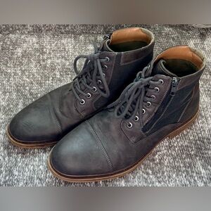 Men's Gray Leather Boots